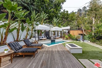 1467 Kings Rd in Los Angeles, CA - Building Photo - Building Photo