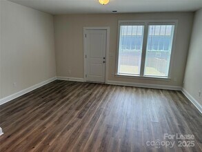 1003 Wainwright Ave in Charlotte, NC - Building Photo - Building Photo