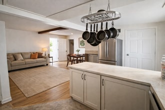 333 E 300 N in Centerville, UT - Building Photo - Building Photo