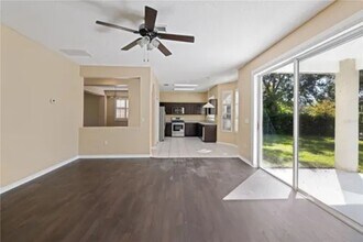 14535 Lake Underhill Rd in Orlando, FL - Building Photo - Building Photo