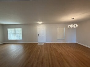 1849 Valley Ridge Loop in Clermont, FL - Building Photo - Building Photo