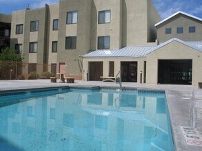 Casa de Sierra Senior Apartments in Albuquerque, NM - Building Photo - Building Photo