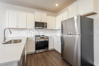 835 Pear Blossom Ct in Winston-Salem, NC - Building Photo - Building Photo