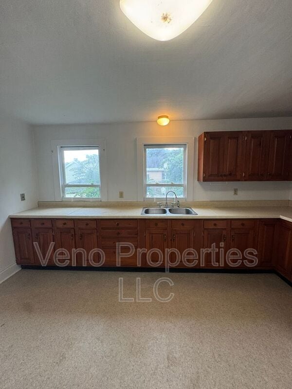 27 Lilac Ln in Troy, NY - Building Photo - Building Photo