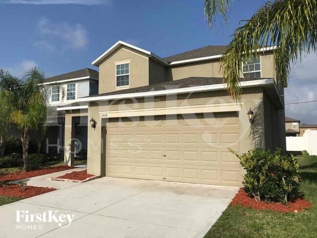 1904 Hawks View Dr in Ruskin, FL - Foto de edificio - Building Photo