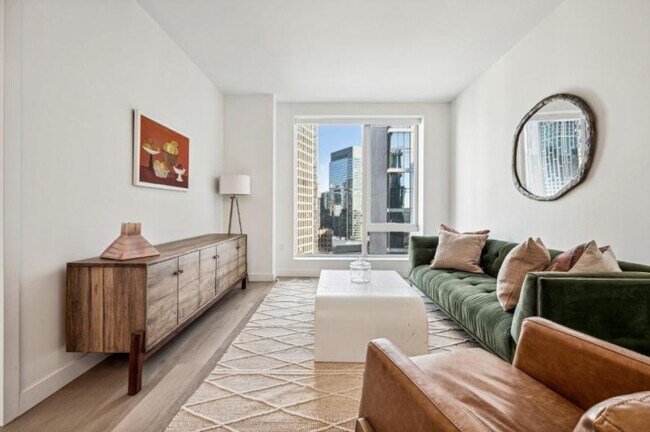 property at 17 Hanover Pl