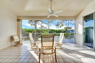 27031 Lake Harbor Ct in Bonita Springs, FL - Building Photo