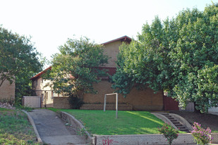 Gaston Topper in Dallas, TX - Building Photo