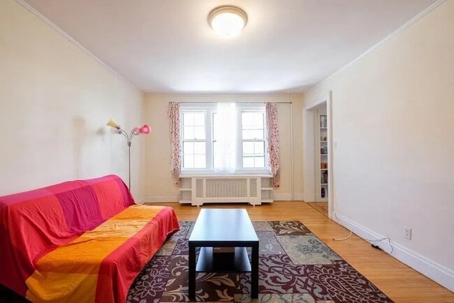 property at 12 Aberdeen St