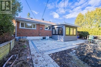 1746 Gage Crescent in Ottawa, ON - Building Photo - Building Photo