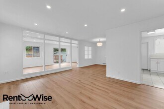 110 Cuesta Dr in South San Francisco, CA - Building Photo - Building Photo