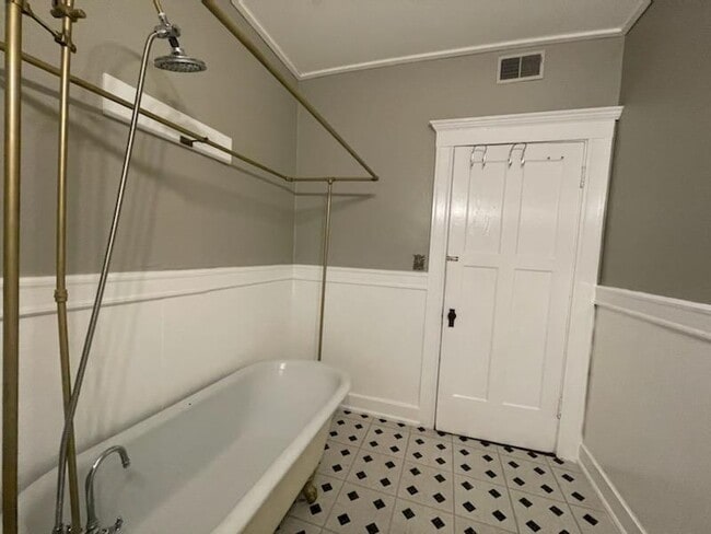 1445 S 3rd St, Unit 7 Room House in Louisville, KY - Building Photo - Building Photo