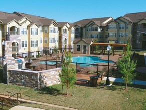 Park at Tuscany in Oklahoma City, OK - Building Photo - Building Photo