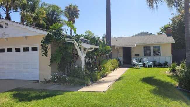 4557 Mt Herbert Ave in San Diego, CA - Building Photo - Building Photo