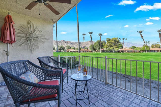 48 Palma Dr in Rancho Mirage, CA - Building Photo - Building Photo