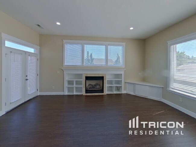 3993 NW Currawong Ct in Camas, WA - Building Photo - Building Photo