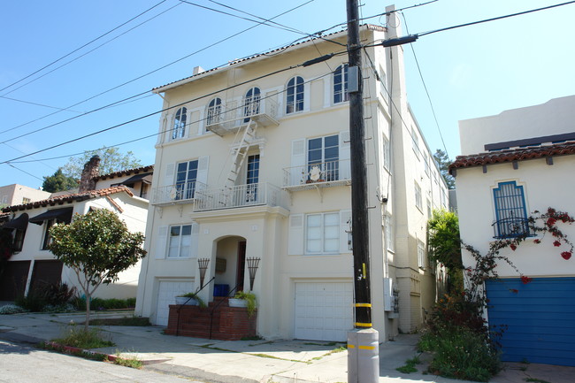 1635 Scenic Ave in Berkeley, CA - Building Photo - Building Photo