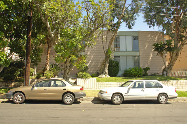 Chateau Curson Apartments in Los Angeles, CA - Building Photo - Building Photo