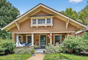 102 E 50th St in Kansas City, MO - Building Photo