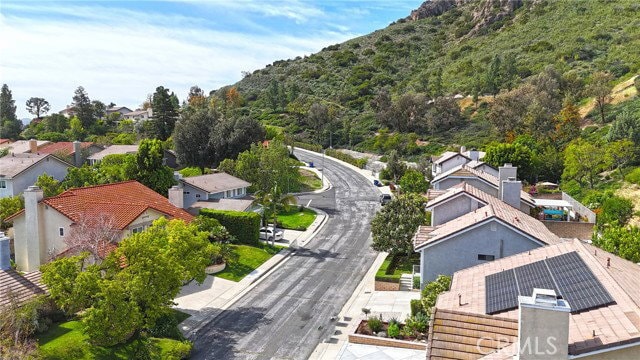 7156 Castle Peak Dr in Los Angeles, CA - Building Photo - Building Photo