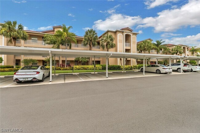 2740 Cypress Trace Cir in Naples, FL - Building Photo - Building Photo