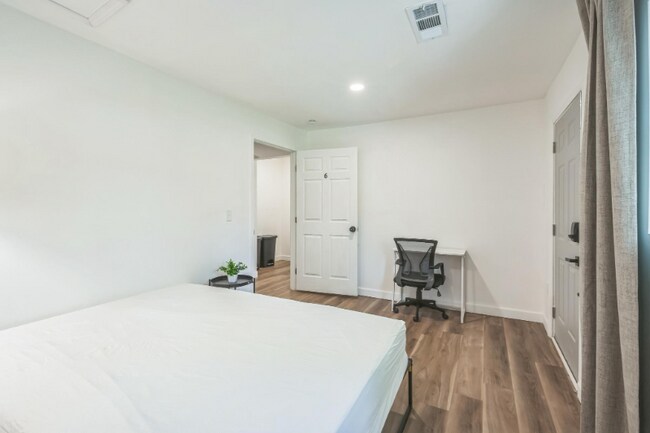 364 Adelle St SE in Atlanta, GA - Building Photo - Building Photo