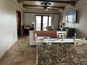 935 Beachview Dr in St. Simons Island, GA - Foto de edificio - Building Photo