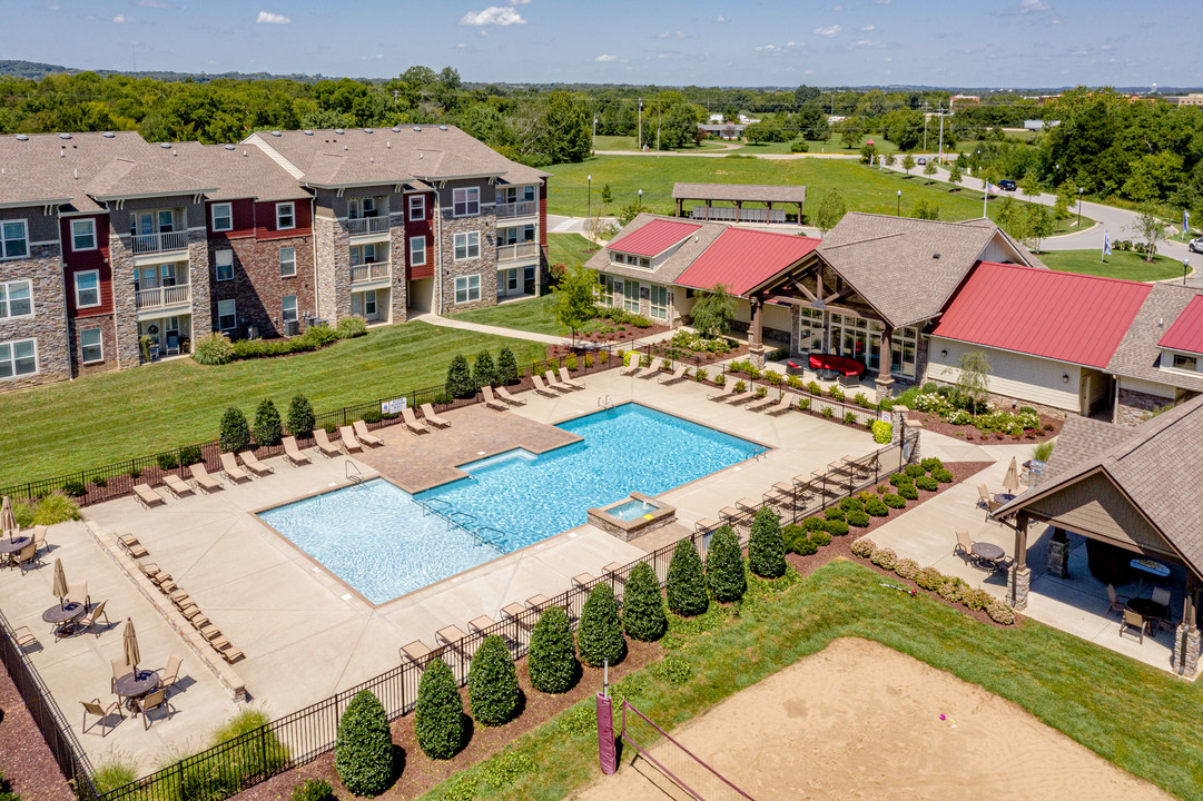 Revere at Barton's Run in Lebanon, TN - Building Photo