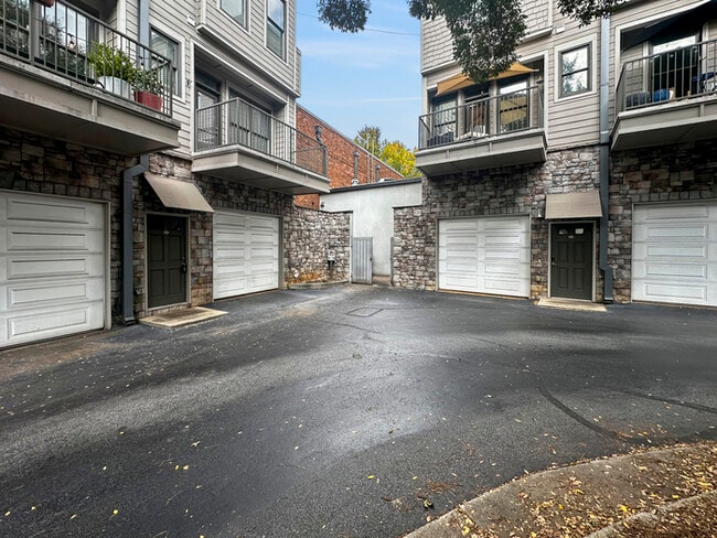 property at 1963 Hosea L Williams Dr SE