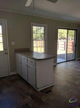 105 Oakdale Dr in Warner Robins, GA - Building Photo - Building Photo