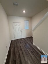 3520 Condor Ct SW in Atlanta, GA - Foto de edificio - Building Photo