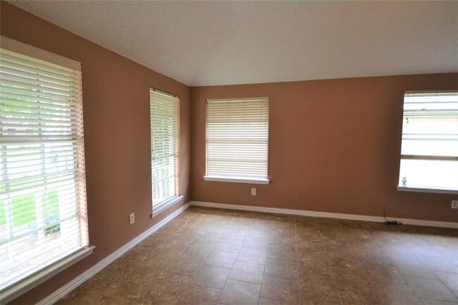 23251 Tree House Ln in Spring, TX - Building Photo - Building Photo