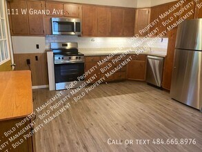 111 W Grand Ave in Tower City, PA - Building Photo - Building Photo