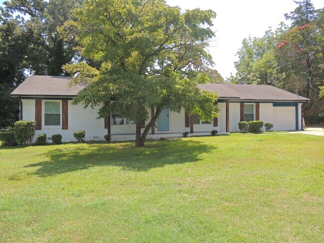 409 Windfield Ct in Fayetteville, NC - Building Photo - Building Photo