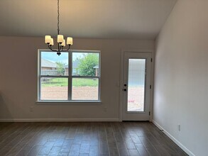 8608 NW 75th St in Oklahoma City, OK - Building Photo - Building Photo