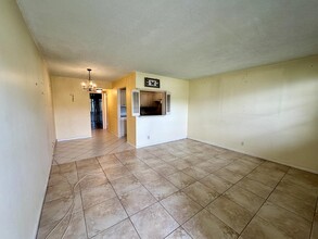 174 Cambridge H in West Palm Beach, FL - Building Photo - Building Photo