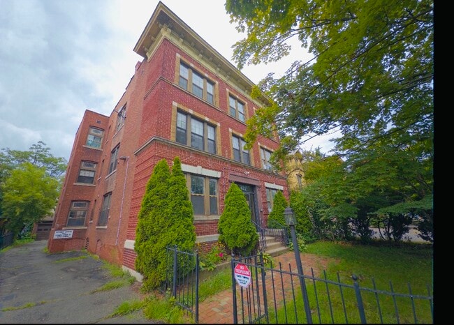 property at 421 Wethersfield Ave