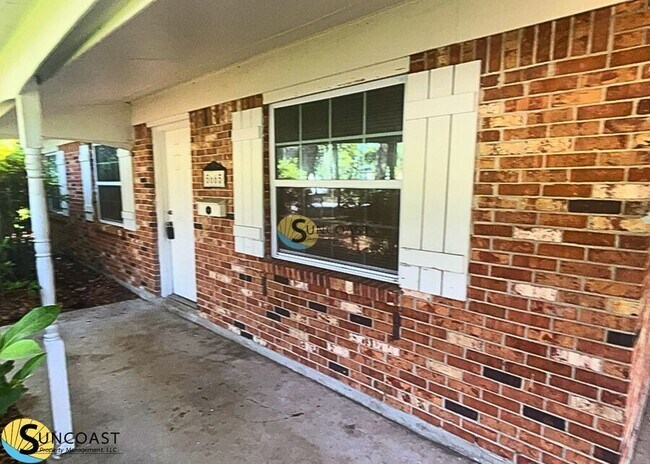 5665 Enchanted Dr in Jacksonville, FL - Building Photo - Building Photo