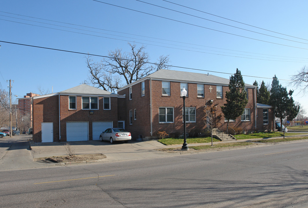 1614 E 24th St in Minneapolis, MN - Building Photo