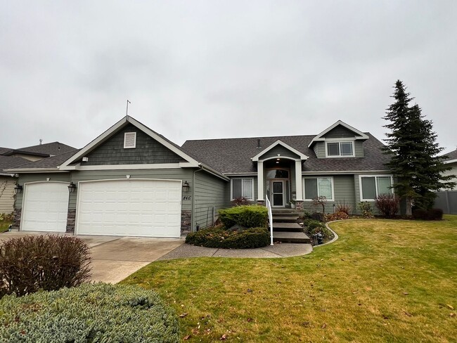 property at 846 S Shelley Lake Ln