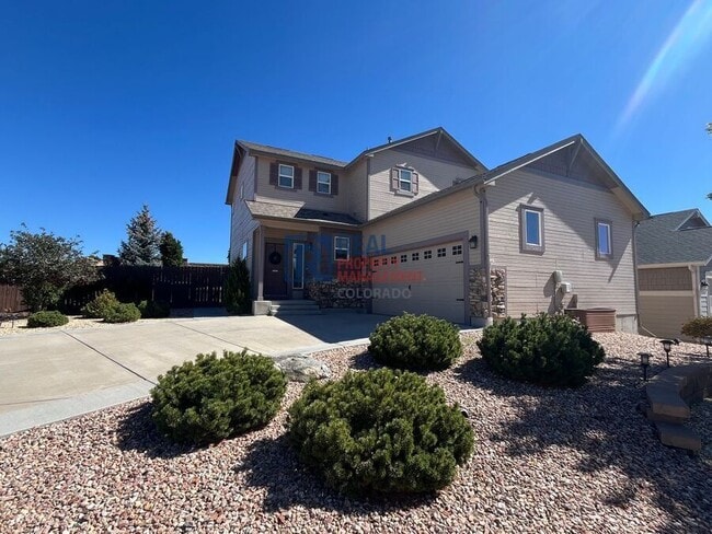 property at 2679 Farrier Ct