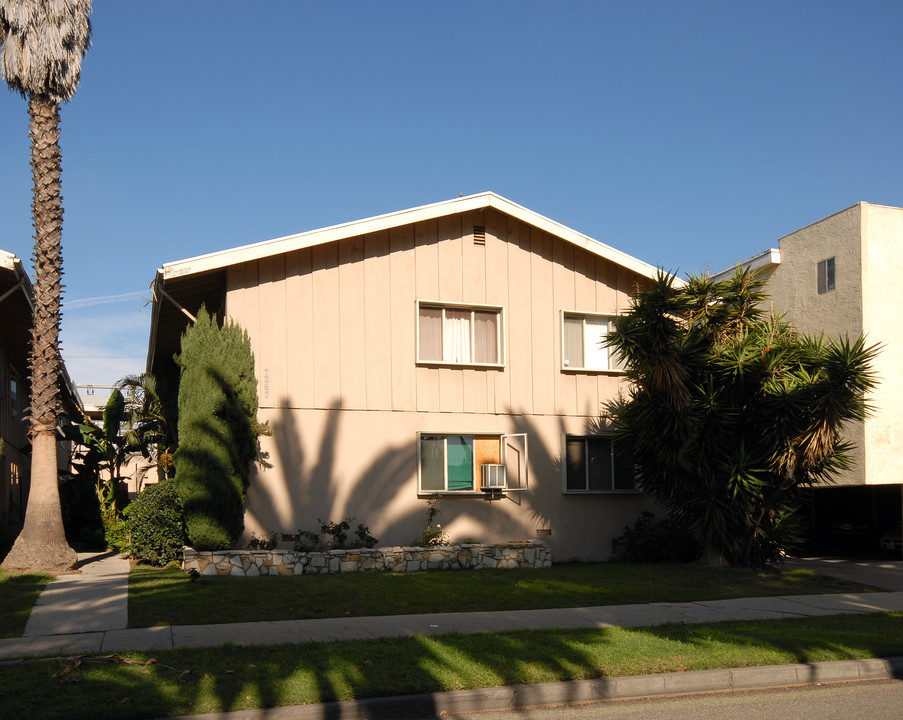 7267-7271 Willoughby Ave in Los Angeles, CA - Foto de edificio