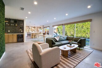 3730 E Camino San Miguel in Palm Springs, CA - Building Photo - Building Photo