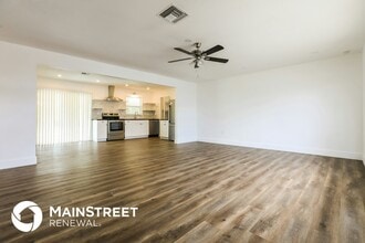 185 Norfolk Ave NW in Port Charlotte, FL - Building Photo - Building Photo