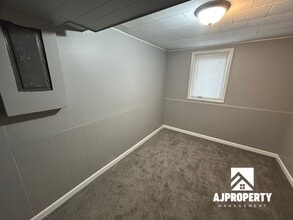 1013 S Blauvelt Ave in Sioux Falls, SD - Building Photo - Building Photo