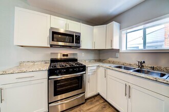 2030 Pioneer Ave in Pittsburgh, PA - Building Photo - Building Photo