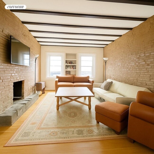 349 W 30th St in New York, NY - Building Photo - Building Photo