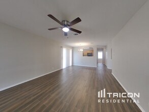 545 Starling Creek in New Braunfels, TX - Building Photo - Building Photo