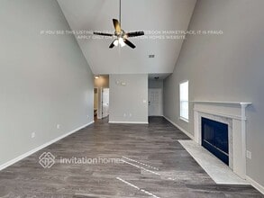 1816 Conifer Cir in Charlotte, NC - Foto de edificio - Building Photo