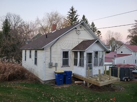 100 Church St in Ontario, WI - Building Photo